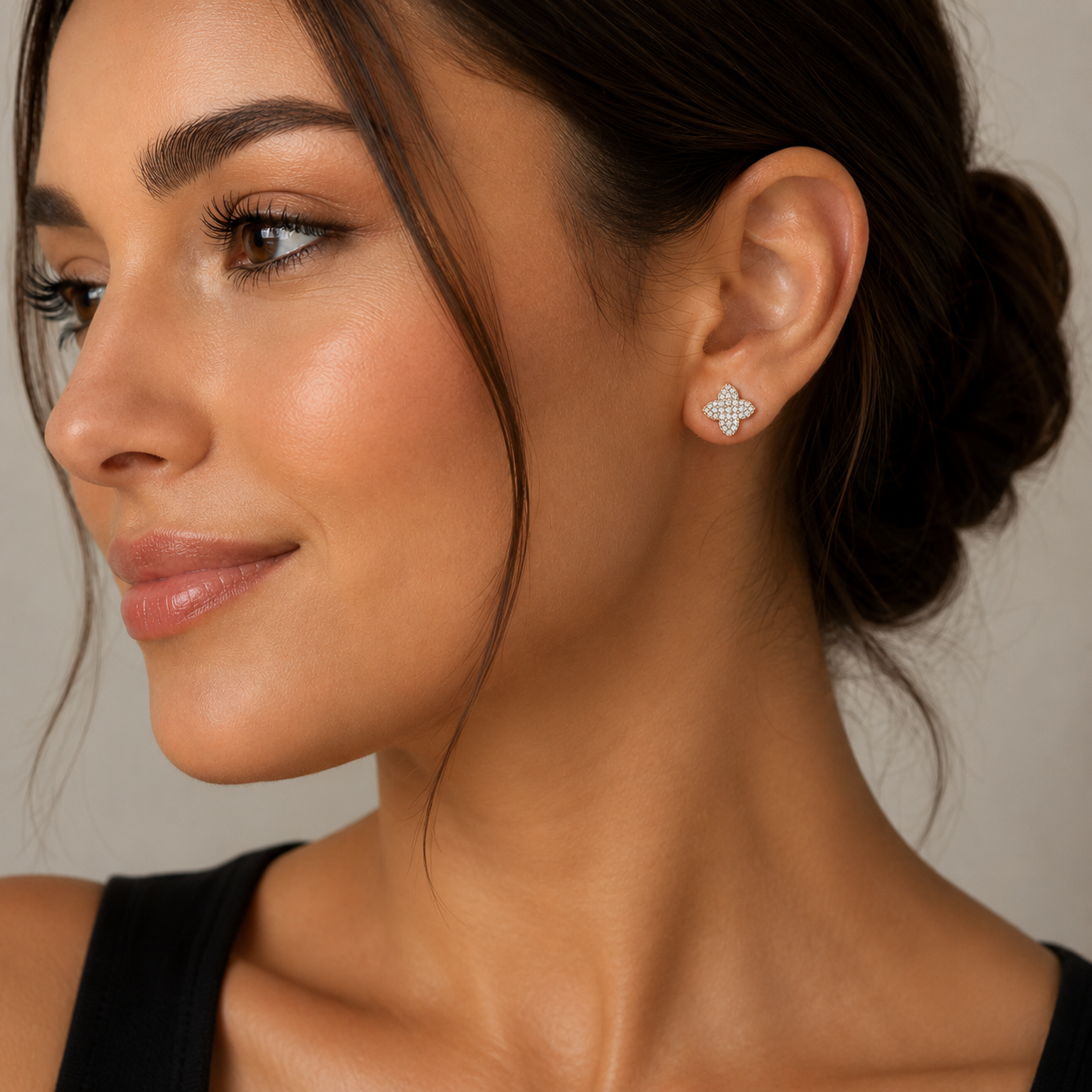 Sparkling Floral Clover Stud Earrings