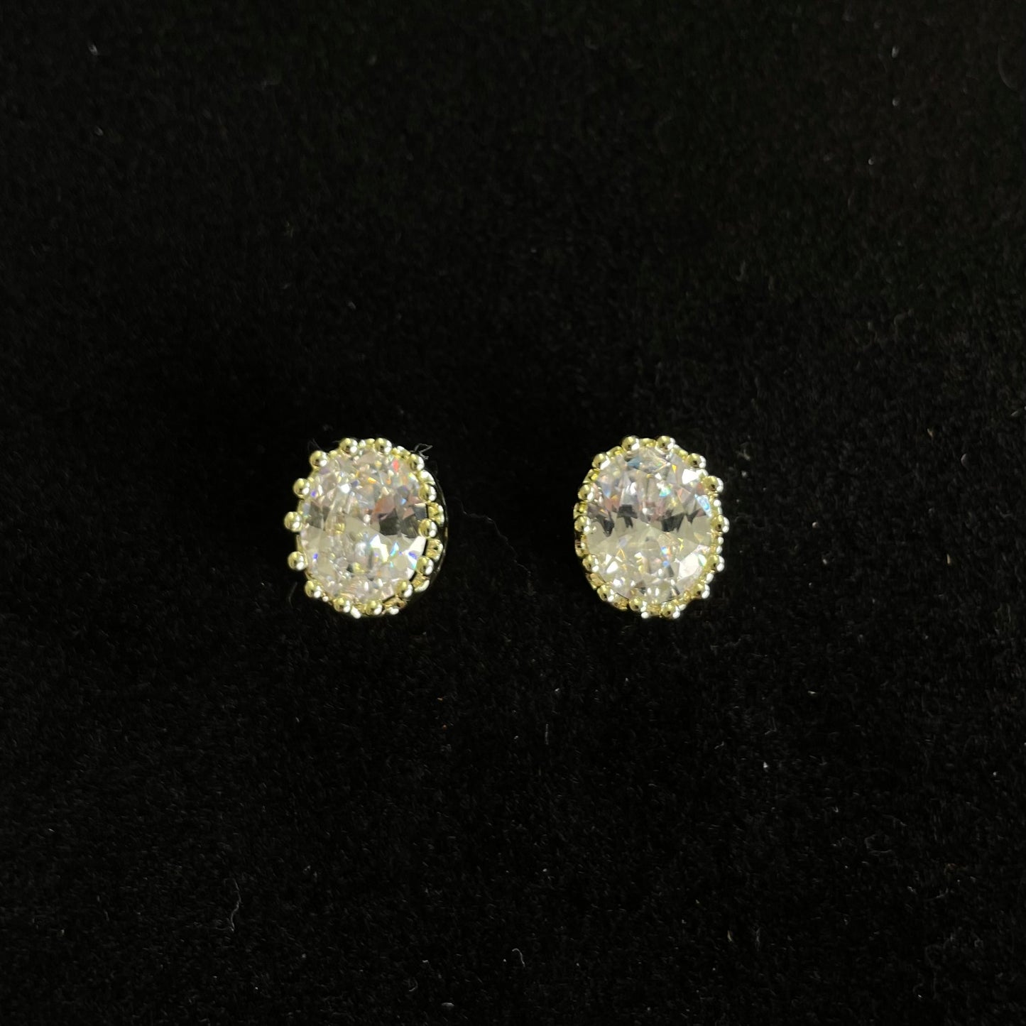 Elegant Oval Cut Crystal Stud Earrings