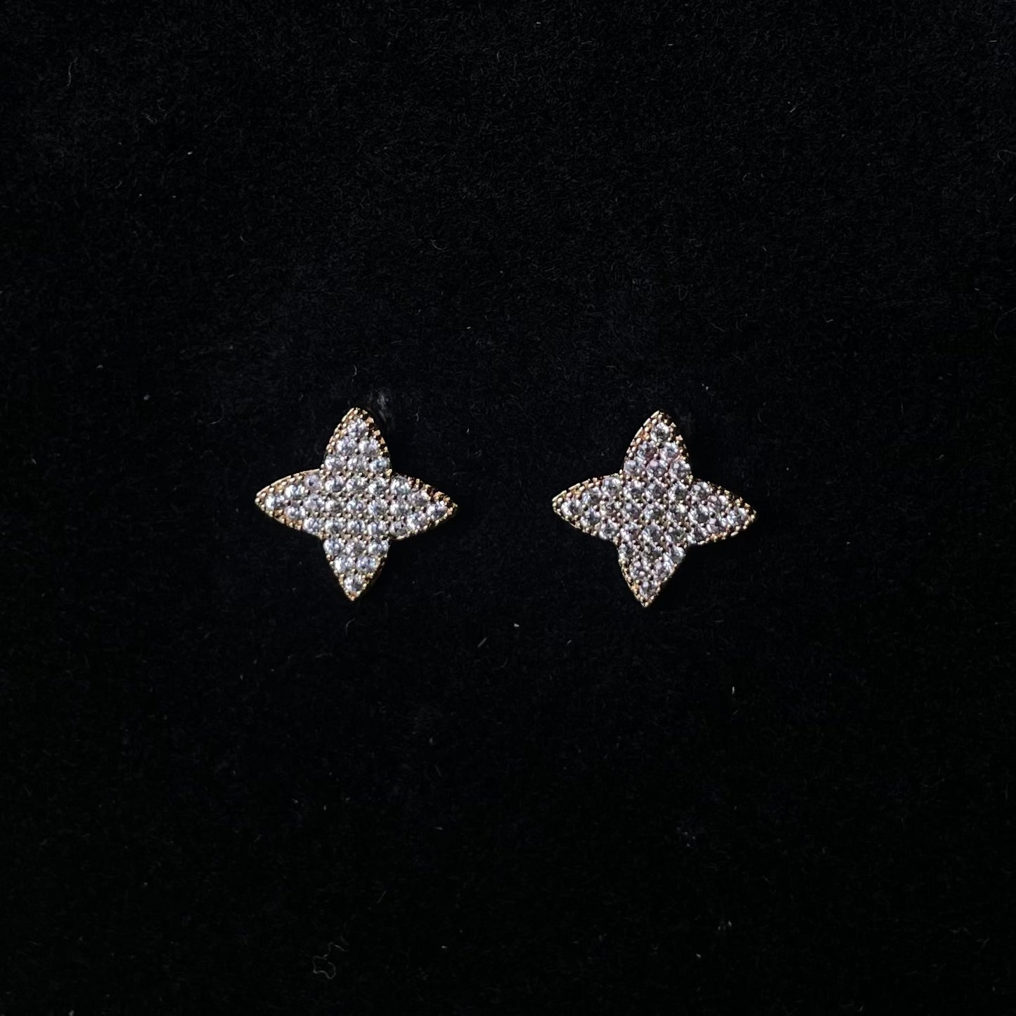 Sparkling Floral Clover Stud Earrings