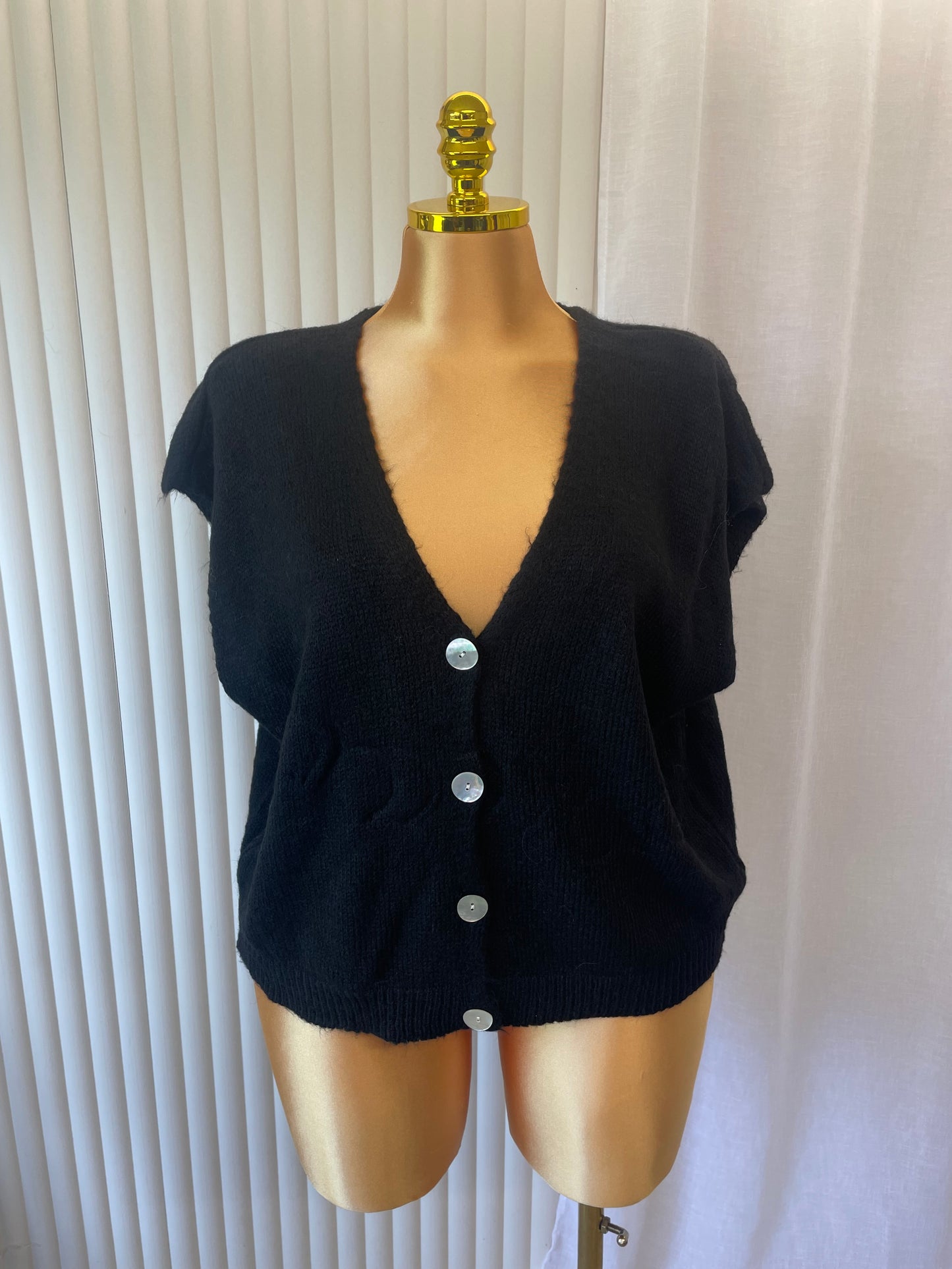 Button Front V-neck Knit Cardigan - One size UK10-20
