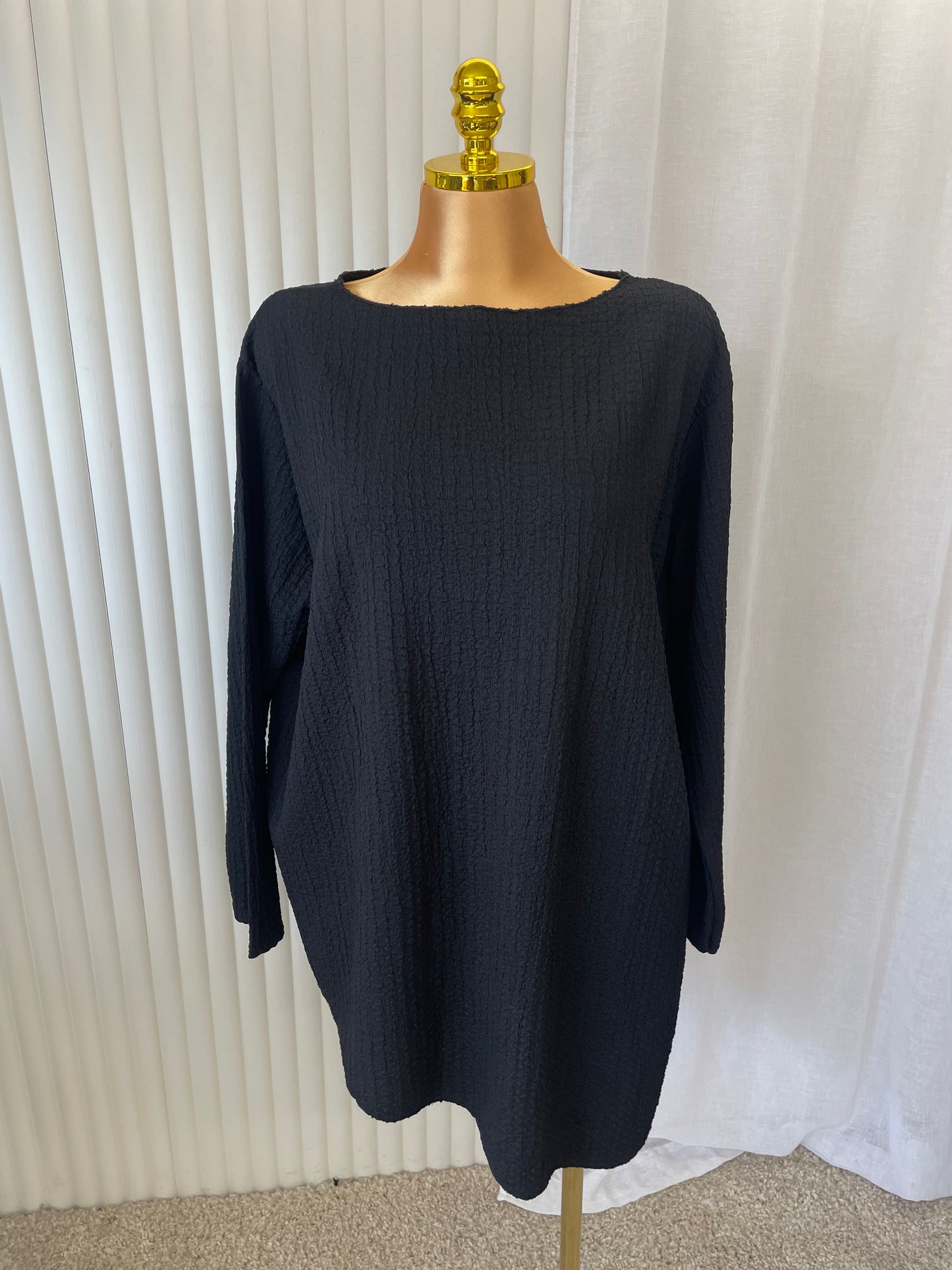 Textured Oversized Long Sleeve Tunic Top - One size UK10-24 THICC FASHIONS