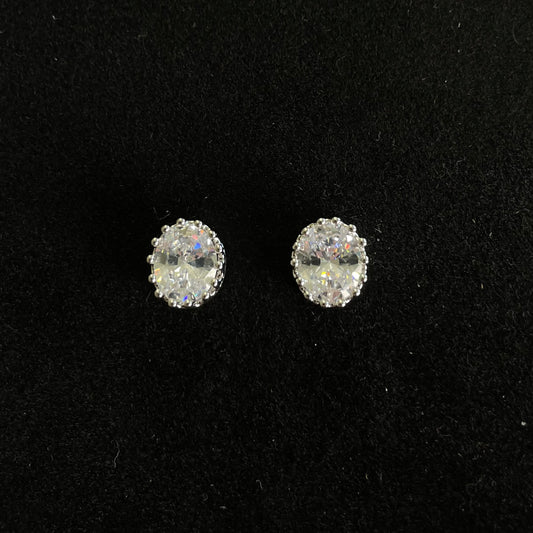 Elegant Oval Cut Crystal Stud Earrings