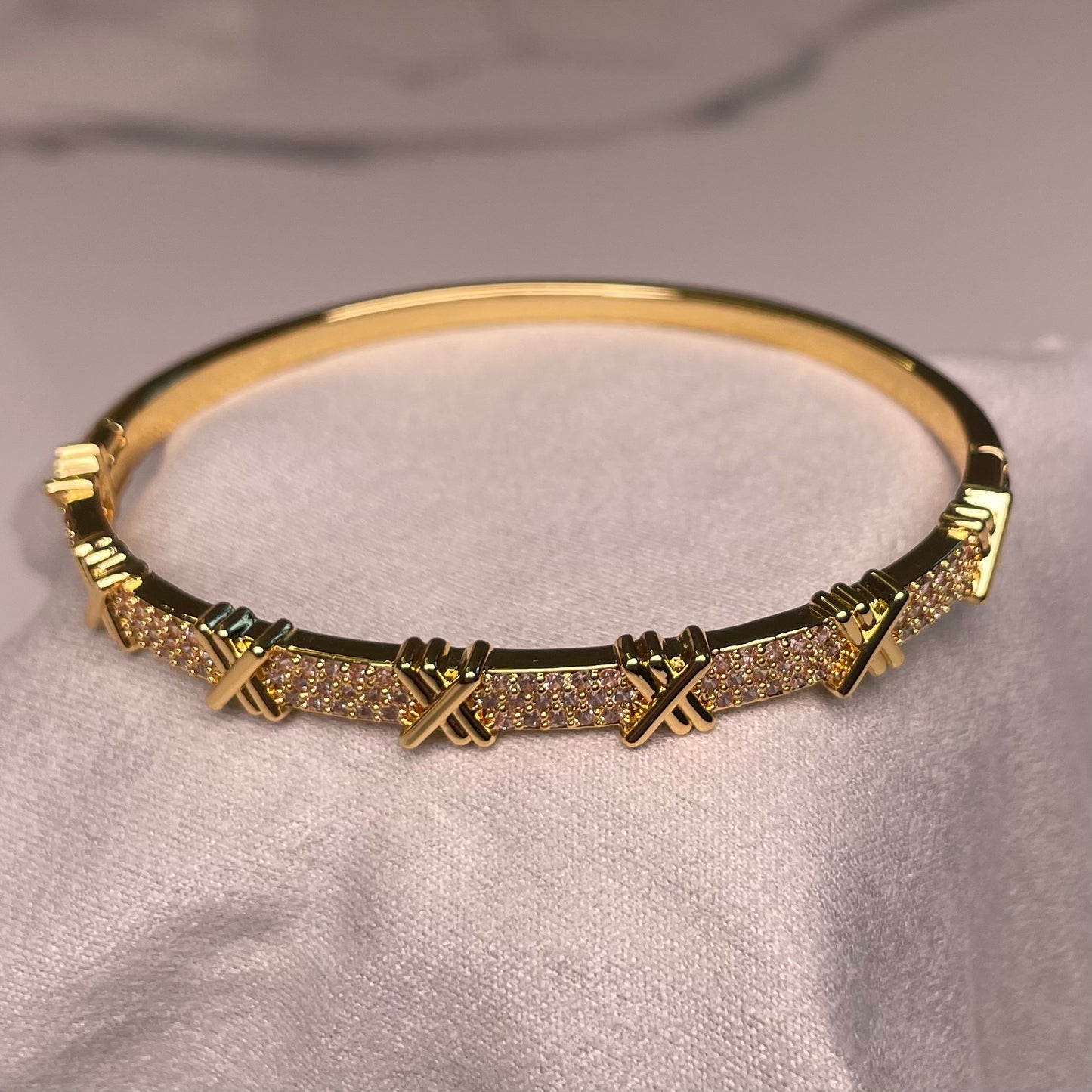 X-Cross Crystal Bracelet