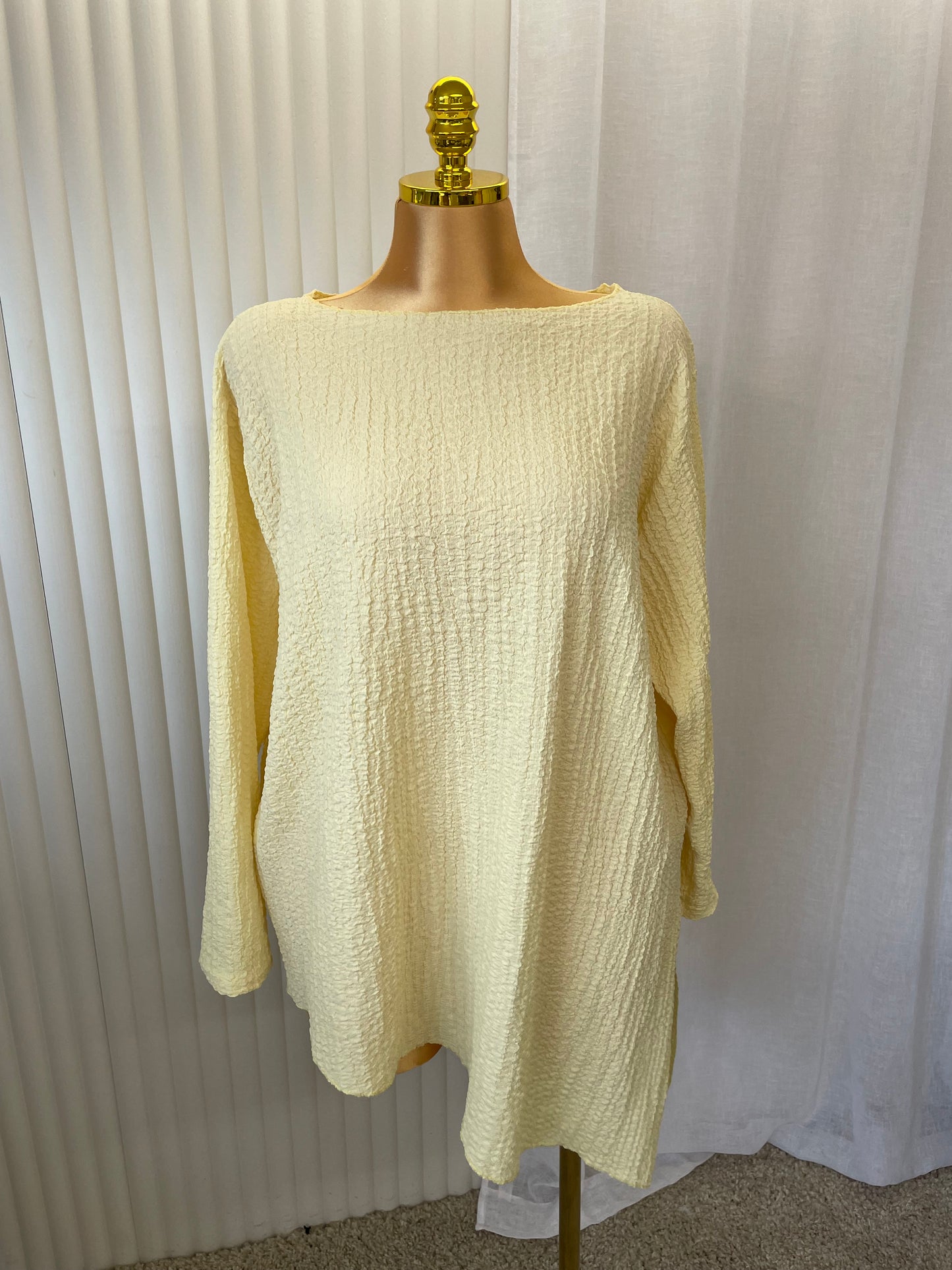 Textured Oversized Long Sleeve Tunic Top - One size UK10-24 THICC FASHIONS