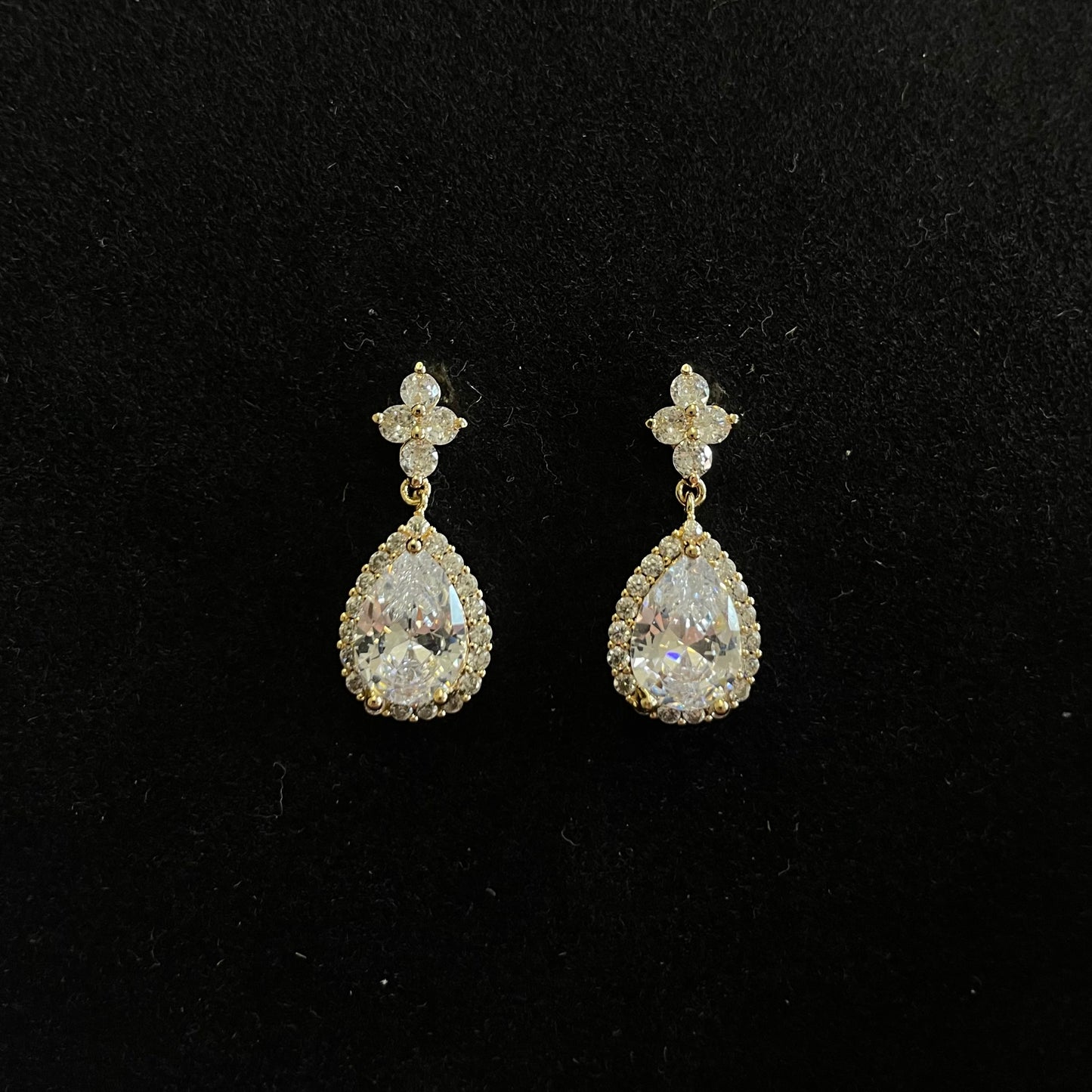 Elegant Pear-Cut Crystal Drop Earrings