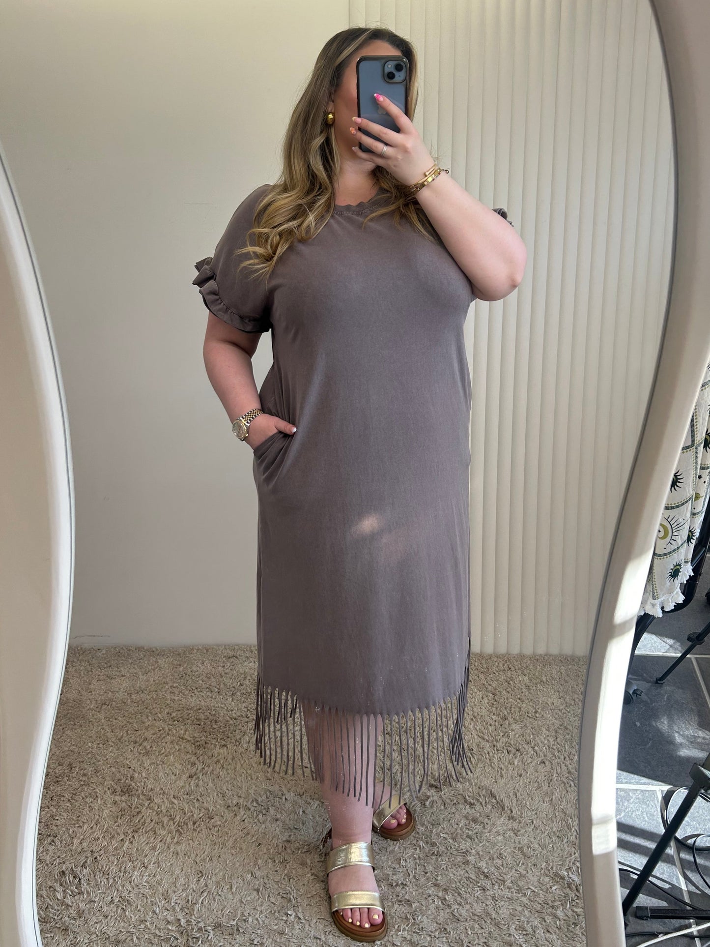 Ruffle Sleeve Tassle Dress
