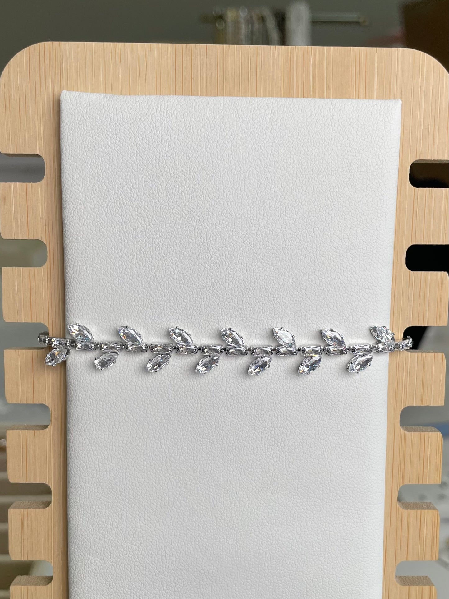 Elegant Marquise Leaf Crystal Adjustable Bracelet