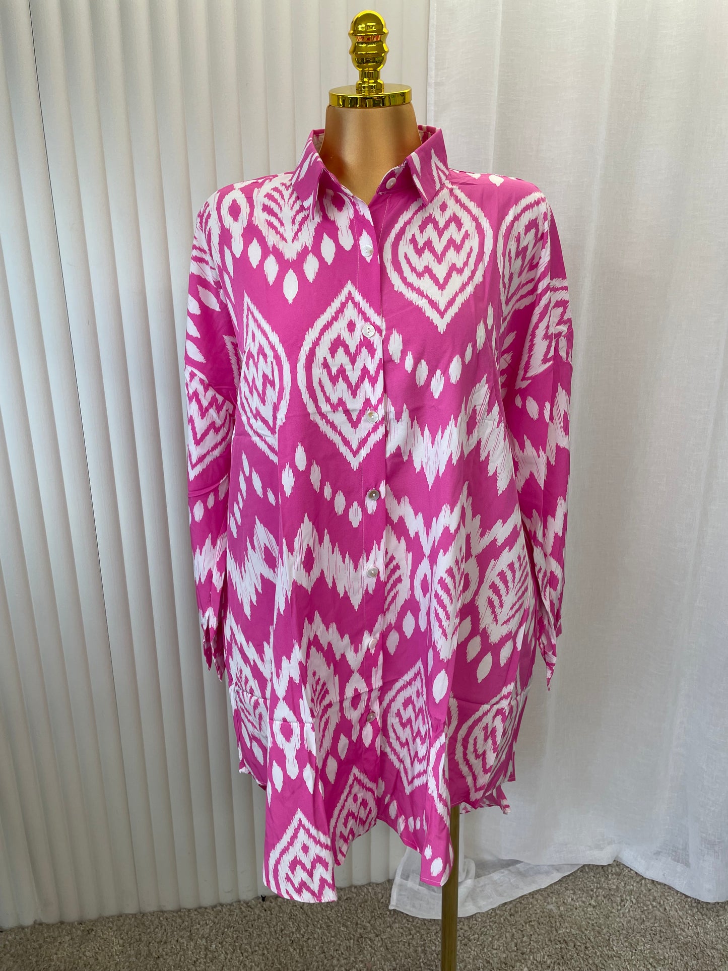 Abstract Print Button Front Shirt Blouse - One size UK10-24 THICC FASHIONS (0216)