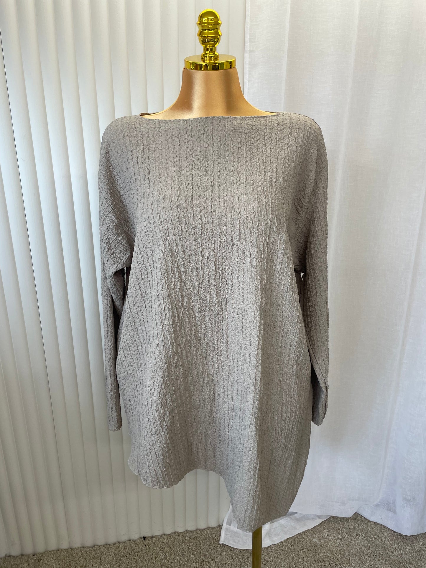 Textured Oversized Long Sleeve Tunic Top - One size UK10-24 THICC FASHIONS