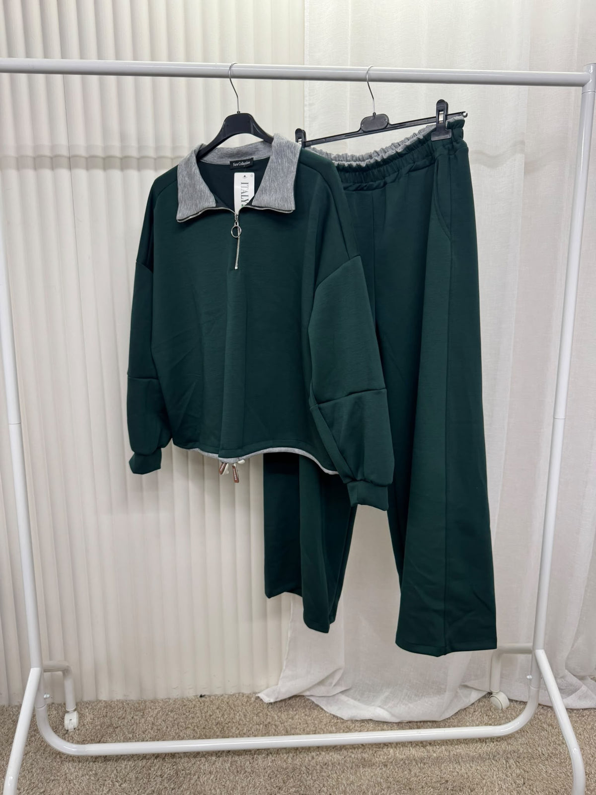 Contrast Collar Half-Zip Tracksuit Set - One Size UK12-22 THICC FASHIONS PLUS SIZE CURVE