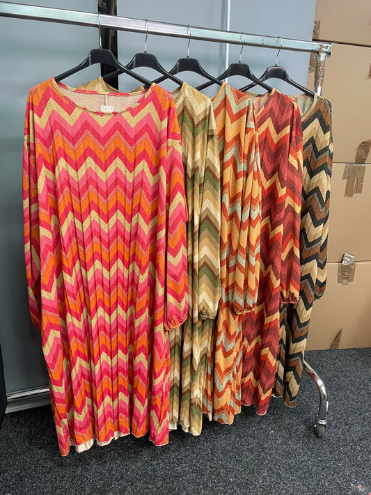 Pleated ZagZag Shimmer MidiMax Dress - One Size UK10-24