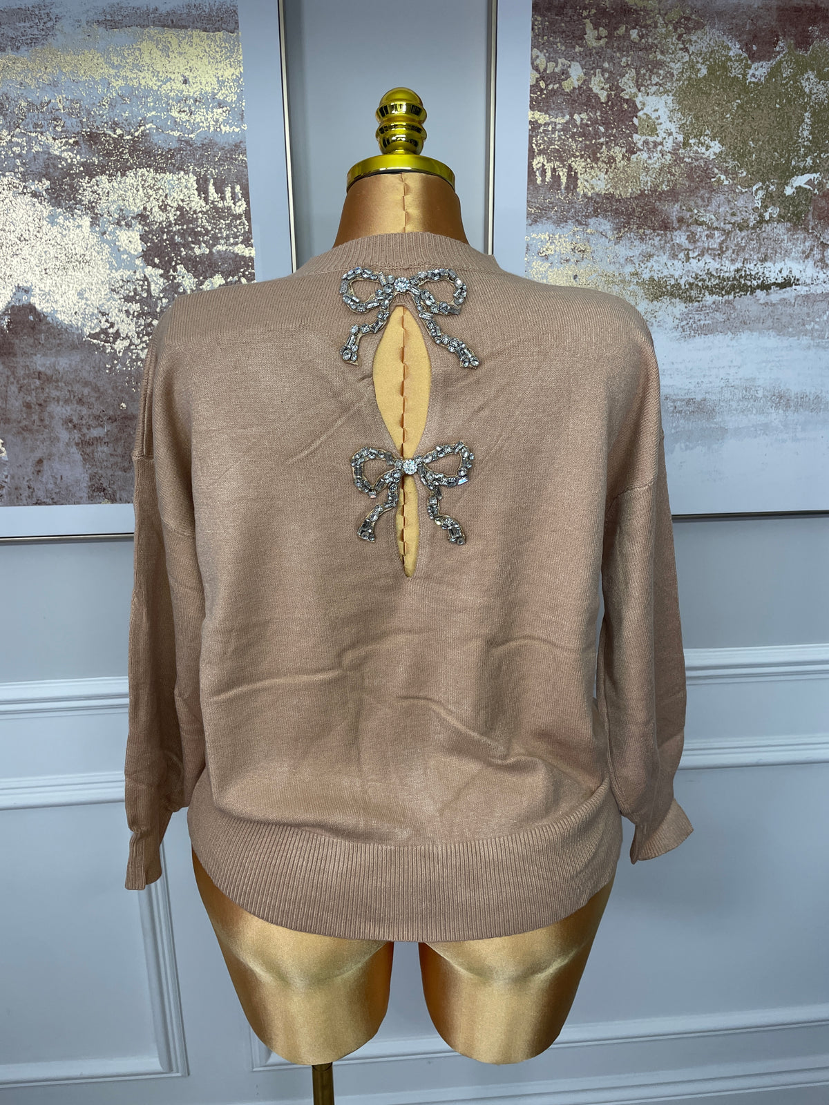 Diamanté Bow Back Knit Jumper - One Size UK10-20 THICC FASHIONS PLUS SIZE CURVE WOMENS